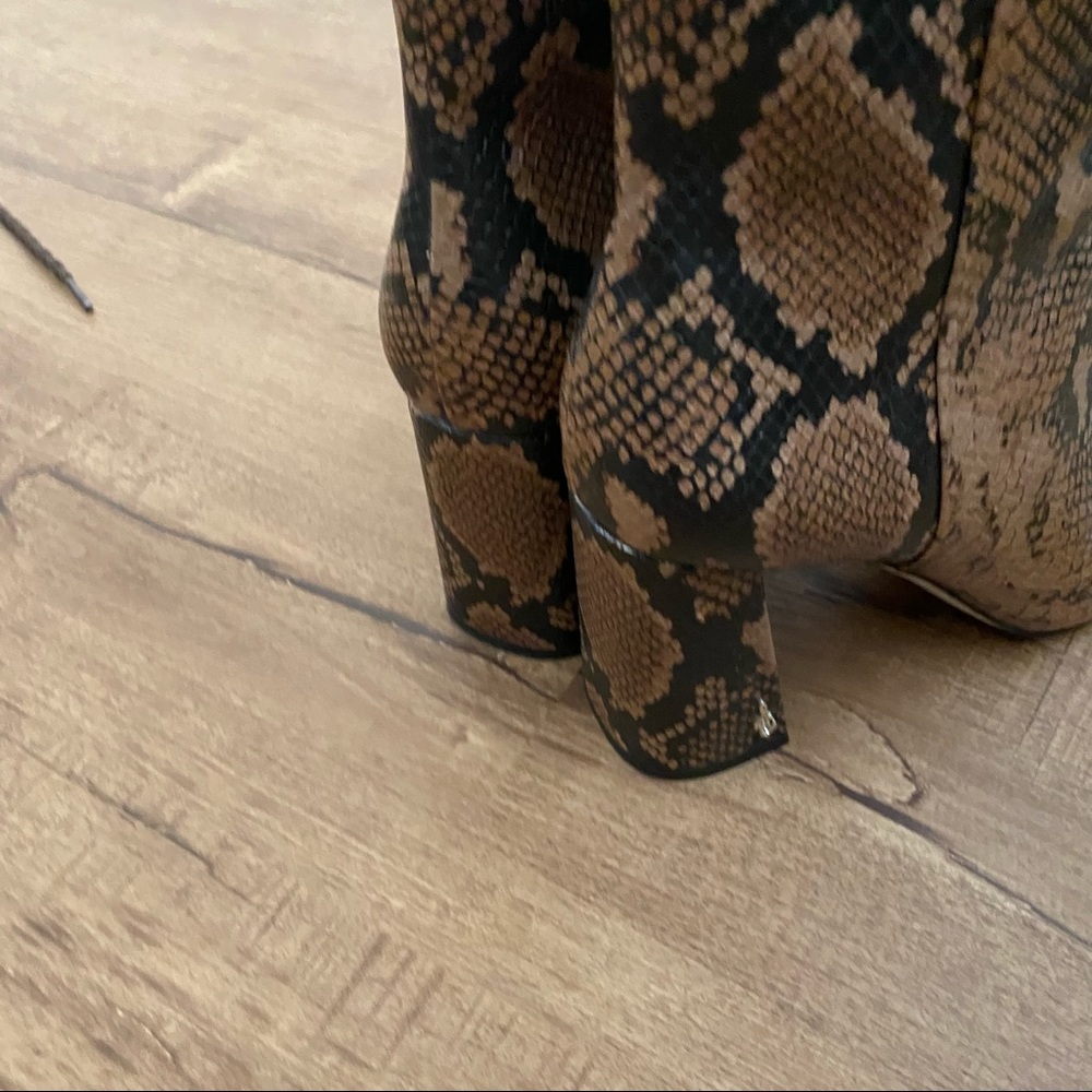 Sam Edelman Codie Booties - Picture 5 of 6